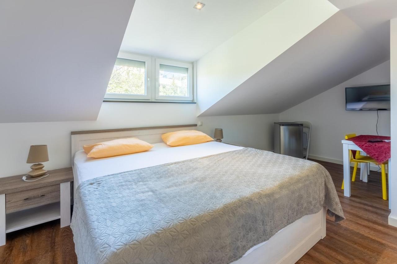 Rimac Apartment And Rooms โนวีวีโนดอลสกี ภายนอก รูปภาพ