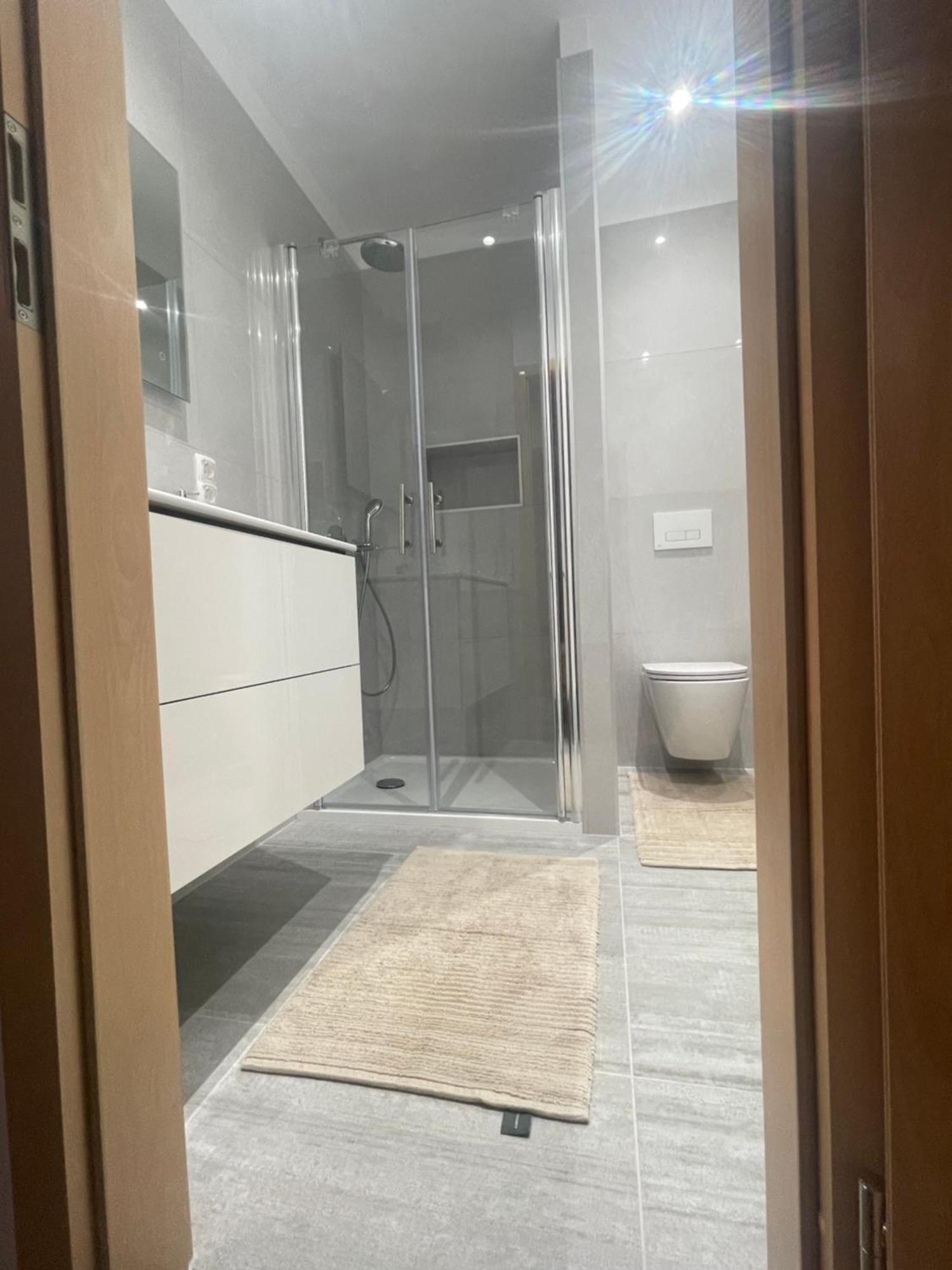 Rimac Apartment And Rooms โนวีวีโนดอลสกี ภายนอก รูปภาพ